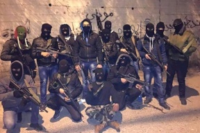 الأجهزة الأمنية تفض مظاهرة مسلحة في مخيم بلاطة