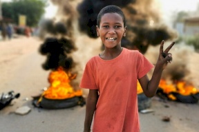 السلطات السودانية تشدد الإجراءات الأمنية وواشنطن تحذر من استخدام العنف 