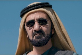 محمد بن راشد يحقق أمنية طفلة كانت تبكي للقائه في إكسبو دبي (فيديو)