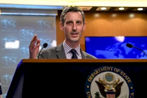 أمريكا تدعو إلى "فتح قنوات دبلوماسية بين لبنان ودول الخليج"