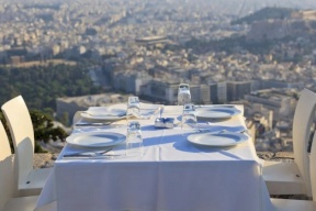 إخطار 26 مطعماً ومحل حلويات لتلاعبها بالأسعار