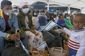 تحذيرات إسرائيلية من استقدام يهود الفلاشا