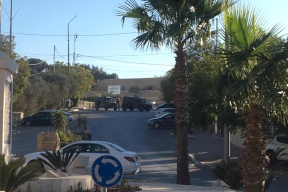 الاحتلال يقتحم حي عين منجد في رام الله