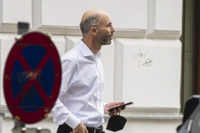 المبعوث الأمريكي الخاص بإيران يبدأ جولة إقليمية لتنسيق المواقف