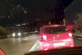 مستوطنون يهاجمون مركبات المواطنين جنوب نابلس