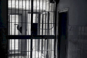 العفو عن أمريكي سجن 24 عاما ظلما و750 ألف دولار كتعويض