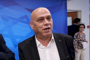 وزير إسرائيلي: سألتقي اشتية في النرويج وسنضغط لدعم السلطة