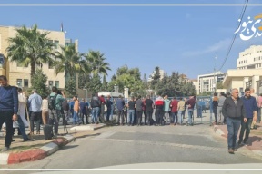 أهالي المتهمين بقتل نزار بنات يطالبون بالإفراج بكفالة عن كافة المعتقلين (صور)