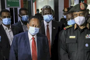 إعلام: الجيش السوداني يتفق مع حمدوك على عودته إلى منصبه 