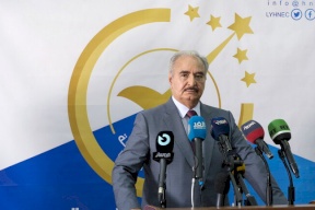 محكمة ليبية تقضي بإعدام حفتر