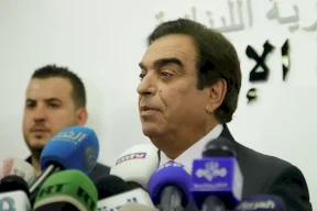 شاهد| صورة لقرداحي تثير جدلا في لبنان والخليج العربي والأخير يكشف الحقيقة