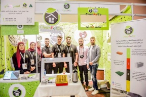 جامعة القدس تحصدد المركز الأول على مستوى الوطن العربي عن أفضل شركة طلابية "Clean Palco"