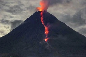 إندونيسيا.. ارتفاع حصيلة ضحايا بركان سيميرو إلى 34 قتيلا
