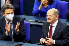 بعد ميركل- مستشار جديد لألمانيا.. من هو؟ 