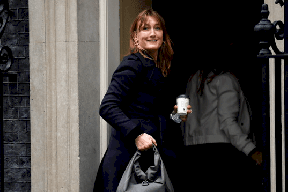 استقالة مساعدة جونسون بعد تسريب فيديو لها أثار غضب البريطانيين