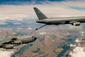 يديعوت: واشنطن رفضت طلبًا إسرائيليًا بتزويدها بطائرات لمهاجمة إيران