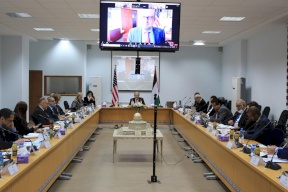 الأول منذ 5 سنوات: أمريكا وفلسطين تجددان "الحوار الاقتصادي"