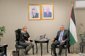 "الشيخ" يلتقي ممثلة كندا لدى دولة فلسطين