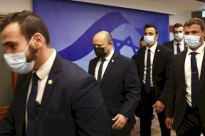 إسرائيل: تشديد القيود وتقليص الدوام في القطاع العام بـ50%