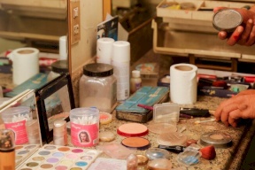 طلاء الأظافر يثير جدلا واسعا في مصر بسبب الصلاة.. وعالم أزهري يرد