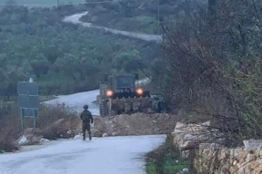 الاحتلال يغلق عدة مداخل لقرية برقة شمال نابلس