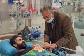 وزارة الصحة عن الأسير أبو هواش: وجدنا رجلاً بحالة حرجة جداً 