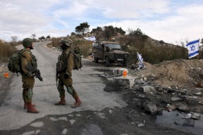 الاحتلال يعتقل السائق المتهم بمساعدة من منفذ عملية الطعن قرب "ارئيل"