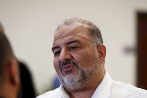 الكنيست يستأجر شركة حراسة شخصية لمنصور عباس!