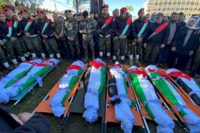 الالاف يشيعون ضحايا حادث السير الثمانية في عقربا