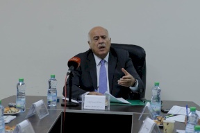 جبريل الرجوب: معنيون بنصاب سياسي وقانوني لجلسة المركزي