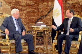 الرئيس عباس يصل مصر اليوم.. وقمة ثنائية ستجمعه مع السيسي