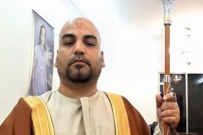 "نشأت" مدعي النبوة يشعل السوشيال ميديا.. والإفتاء ترد (فيديو)