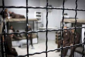 معاناة الأسرى في سجون الاحتلال تتضاعف مع قدوم الشتاء