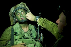 فضيحة تهز جيش الاحتلال: جندي يغتصب زميله!