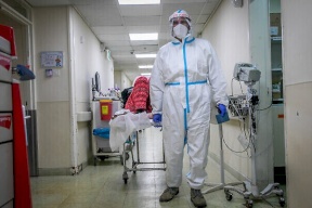 كورونا في إسرائيل: ارتفاع الإصابات وانخفاض التطعيم