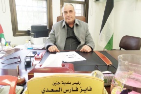 مجهولون يحرقون سيارة رئيس بلدية جنين