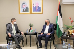 الوزير الشيخ يطلع رئيس ممثلية ألمانيا على آخر التطورات السياسية