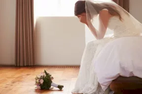 زوجة تبكي منذ ليلة الزواج إصراراً على هذا الطلب.. ونصيحة صادمة من مبروك عطية للزوج! (فيديو)
