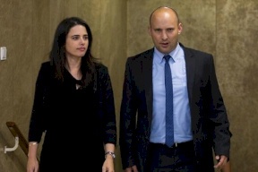 بينيت ينفي وجود خلافات مع شاكيد