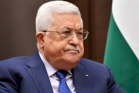 يديعوت: الرئيس عباس طلب من غانتس الإفراج عن 25 أسيراً