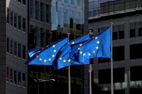 كيف علق الاتحاد الأوروبي على تقرير منظمة العفو الدولية ؟ 