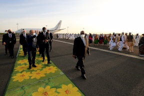 اشتية يصل أديس أبابا للمشاركة في قمة الاتحاد الأفريقي