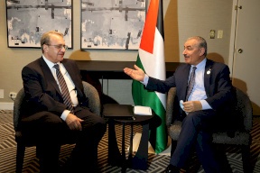 اشتية يلتقي عدة مسؤولين على هامش مشاركته في القمة الافريقية