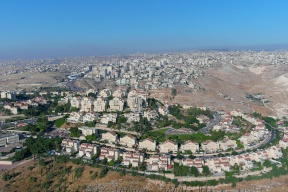 بلدية الاحتلال ترصد مليار شيكل لربط مستوطنات القدس