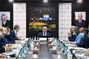 اشتية: نتابع الأوضاع بالخليل ولا أحد فوق القانون 