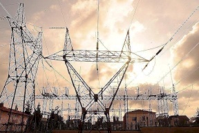  الحكومة توقّع اتفاقية موافقة وضمان إنشاء محطة توليد طاقة كهربائية