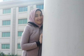 مصريون لا يصدقون ويطالبون بالتحقيق: أم شابّة تموت غرقاً داخل غسالة ملابس!