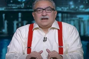 إعلامي مصري يفجر موجة جدل: "البقرة كلها أنوثة وتستحق التقديس"!
