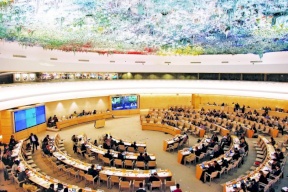 كيف صوَّت العرب على تعليق عضوية روسيا بمجلس حقوق الإنسان؟