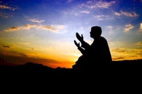 رغم تداوله بكثره.. داعية مصري يحذر من دعاء متداول لكنه خاطئ!